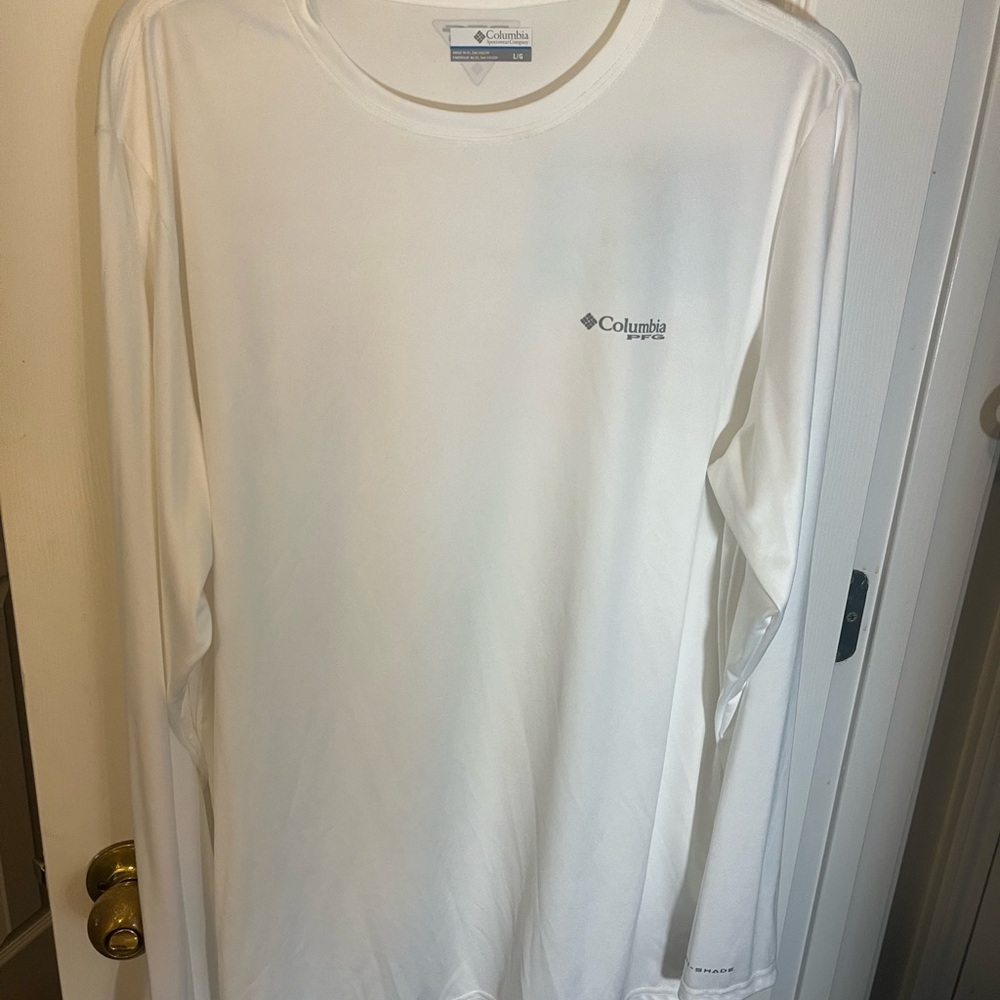 Columbia Men's Classic White Long Sleeve Tee